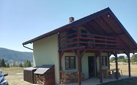 Zlatarsko Mountain Lodge
